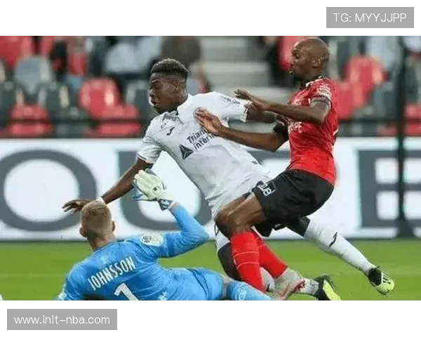 法甲朗斯客场挑战图卢兹，欧战席位争夺关键战